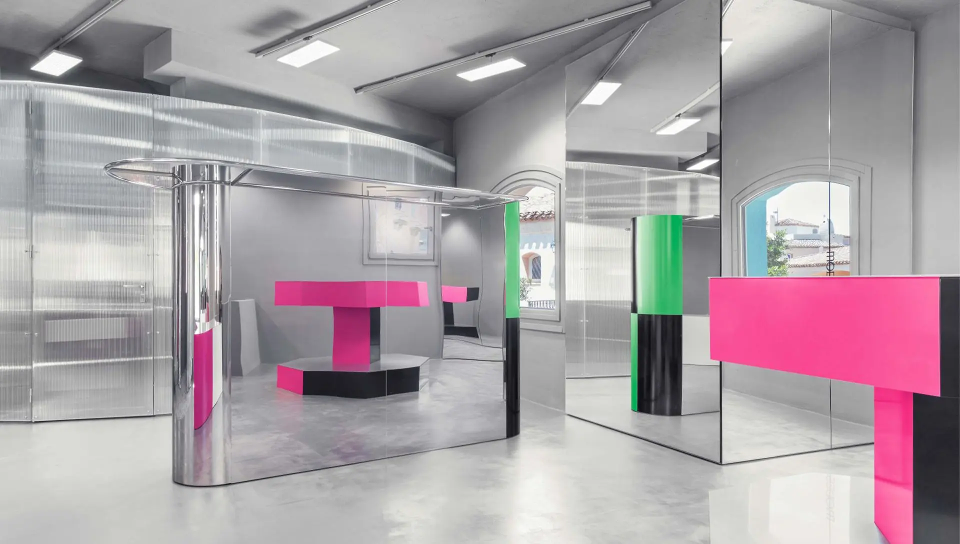 Plafondverlichting Maxi P in winkel