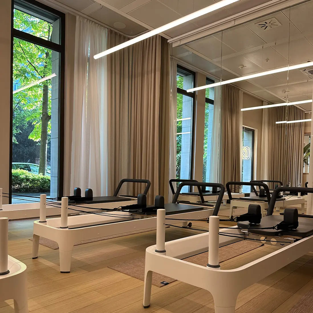 Moderne hanglampen in sportstudio